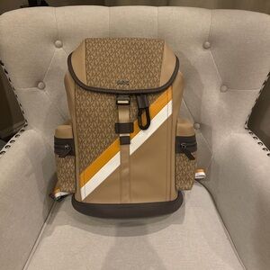 Michael Kors Stylish Tan and Yellow Men's Backpack